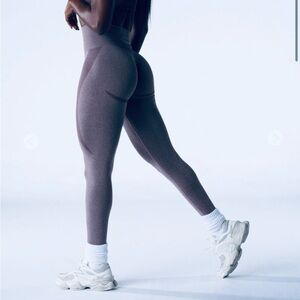 NVGTN Purple High Waisted Workout Leggings